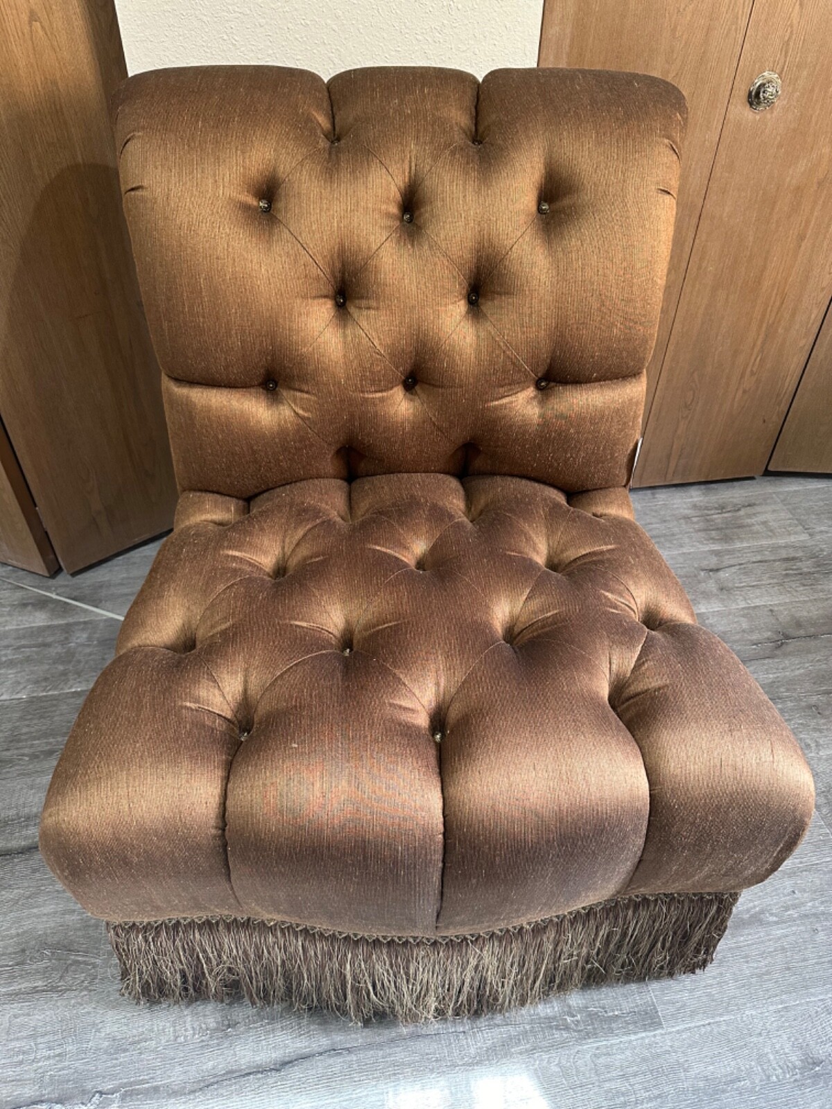 MARGE CARSON (buyer pays shipping) New!! SWIVEL SLIPPER SIDE ACCENT CHAIR