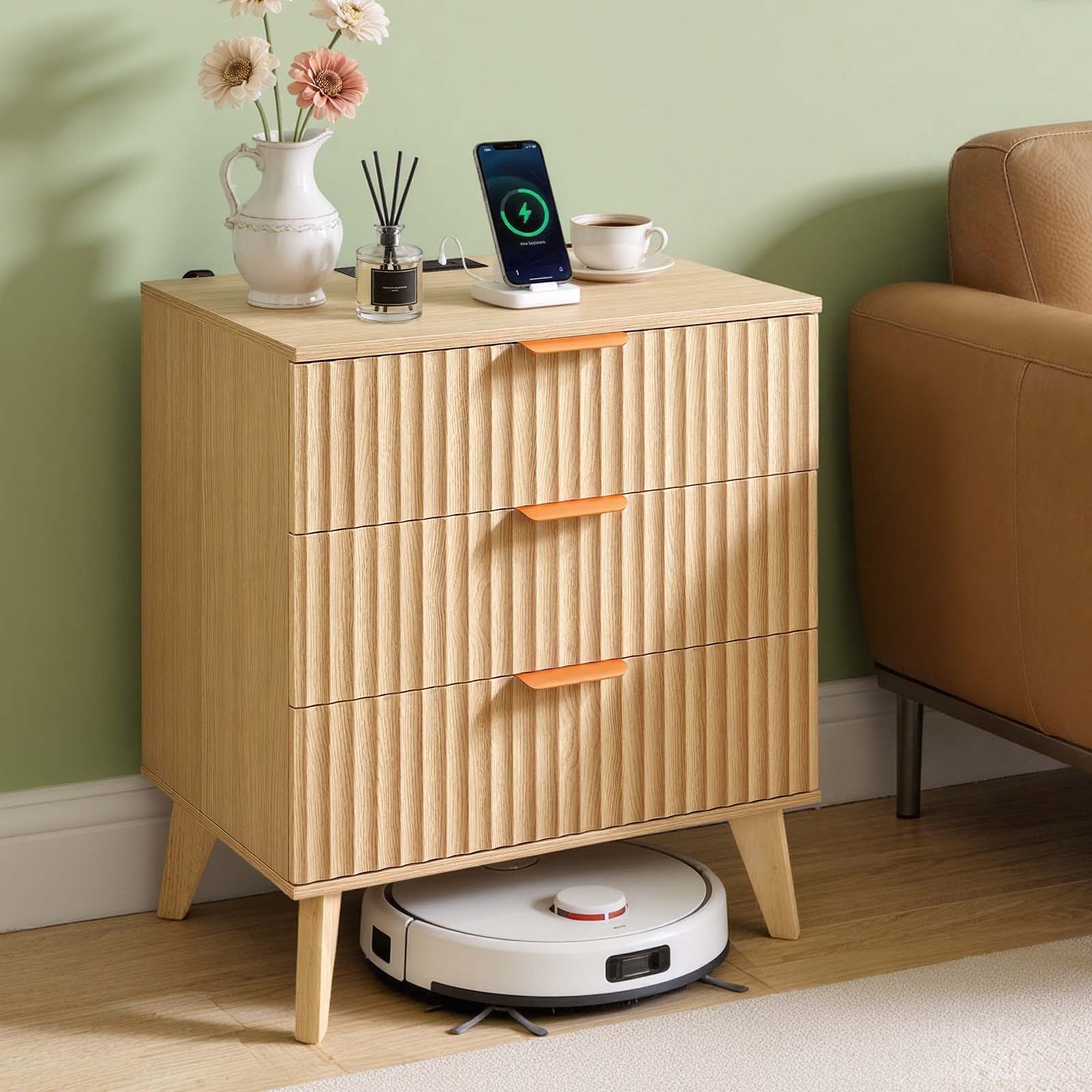 VEVOR Fluted Nightstand with Charging Station 3 Drawers Dresser for Bedroom