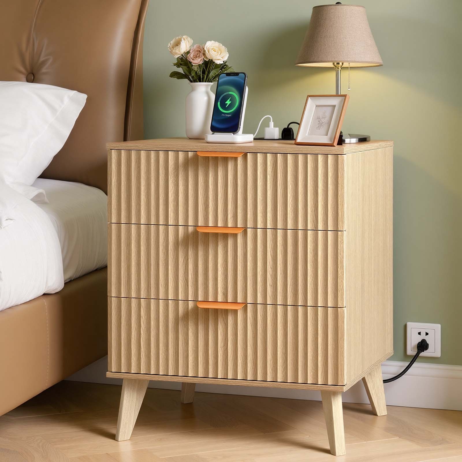 VEVOR Fluted Nightstand with Charging Station 3 Drawers Dresser for Bedroom