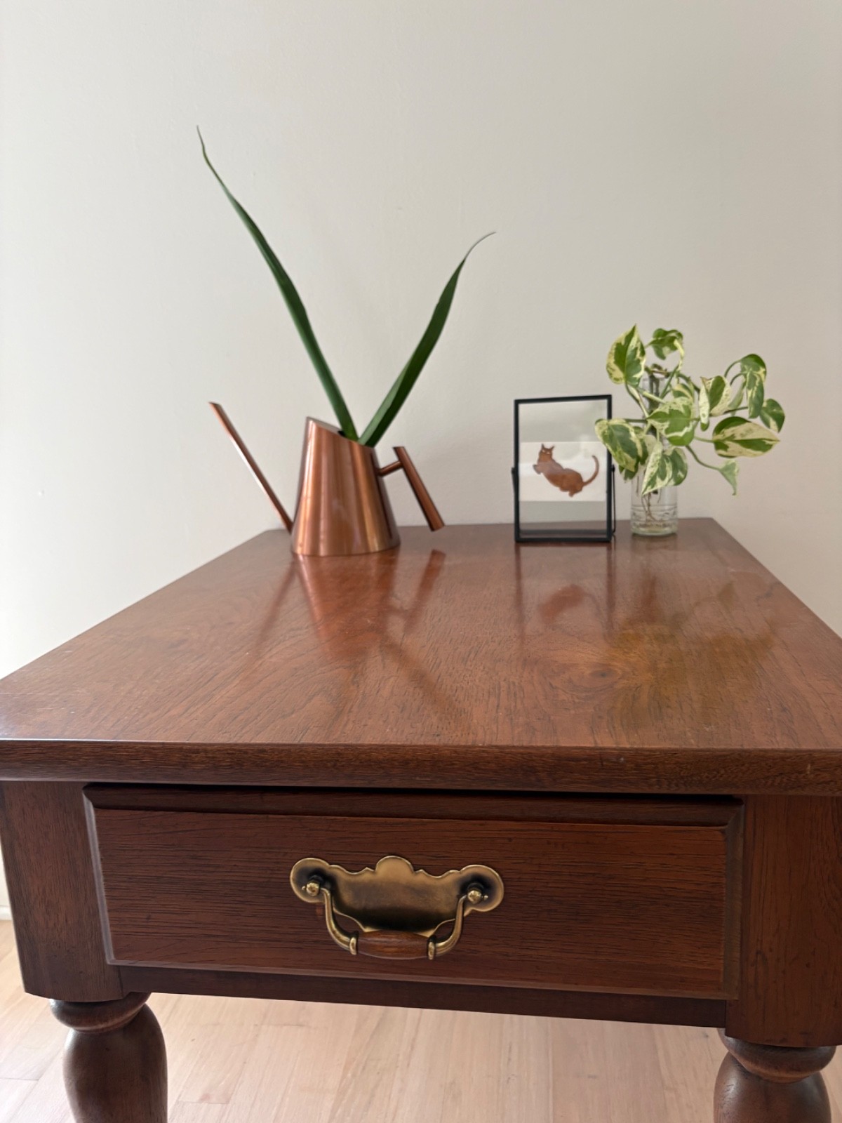 Beautiful Solid Wood Thomasville Nightstand or Side Table